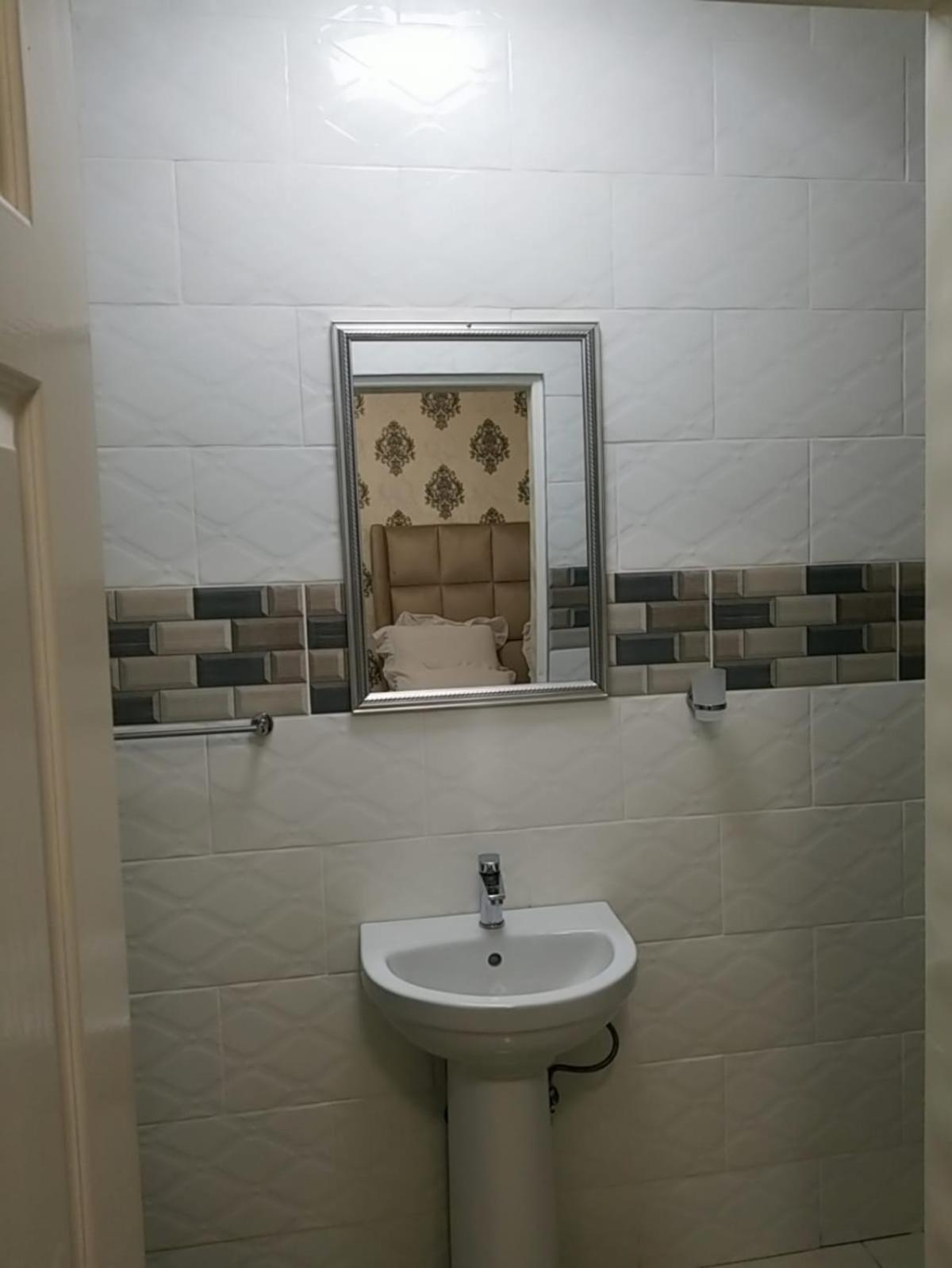 Pinto Lodge Kempton Park
